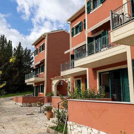 Vivi'S Apartments Айя-Евфимия Экстерьер фото