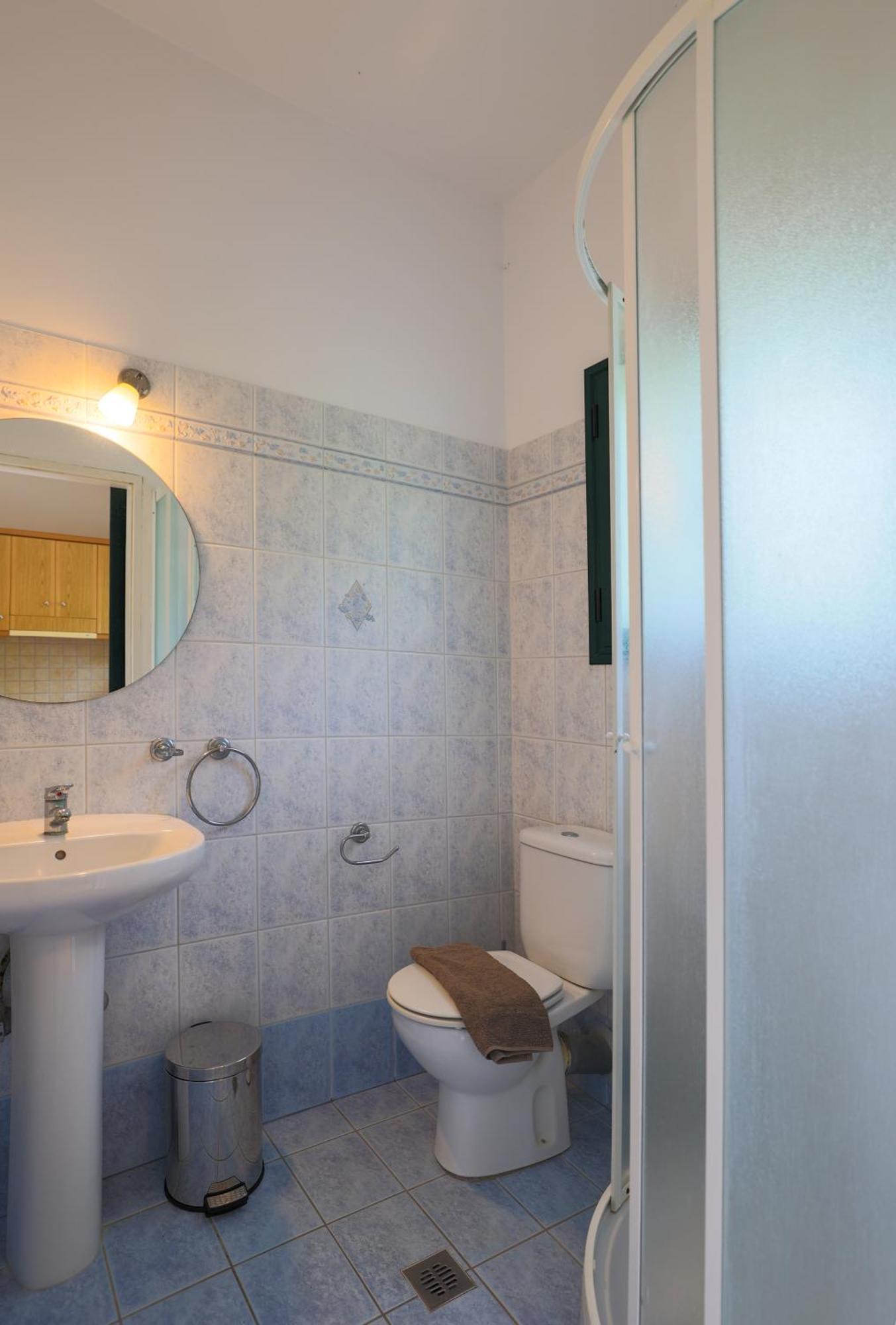 Vivi'S Apartments Айя-Евфимия Экстерьер фото